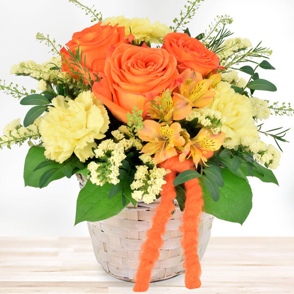Blumengesteck Alles Liebe Gelb-Orange im Rebkorb